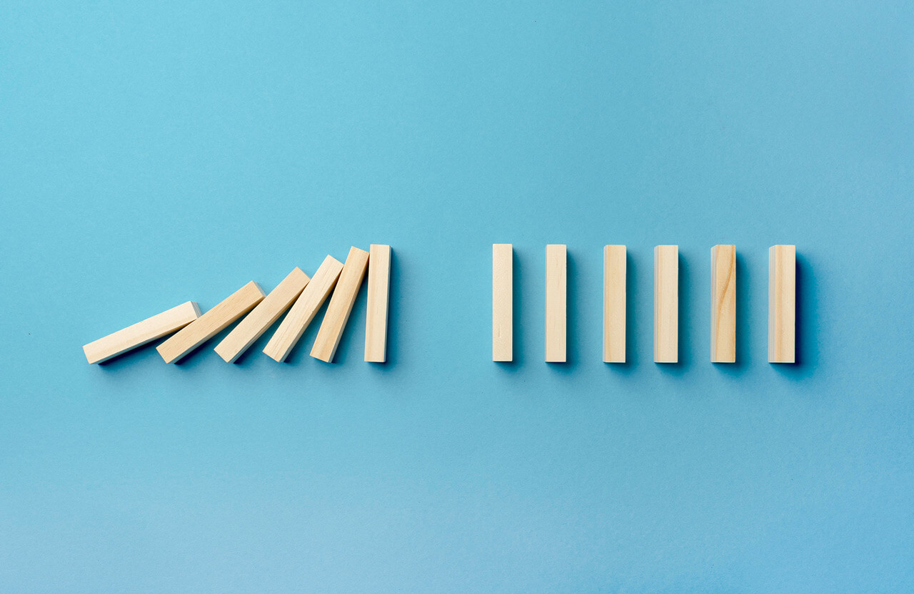 WHAT ARE THE RISKS ASSOCIATED WITH INFLUENCER MARKETING? WHAT ARE THE RISKS ASSOCIATED WITH INFLUENCER MARKETING?